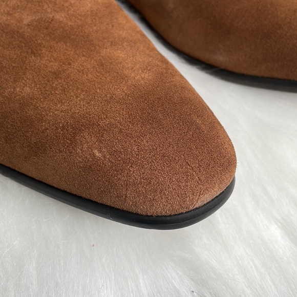 BP | MS Easton Water Resistant Suede Chelsea Boot - Picture 4 of 17